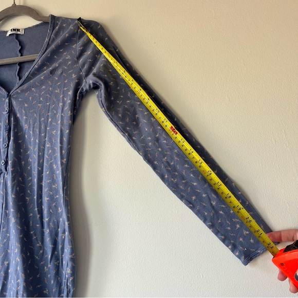 Victoria’s Secret PINK Long Sleeve Floral Button-Up Romper Pajamas XS Blue - Picture 8 of 10
